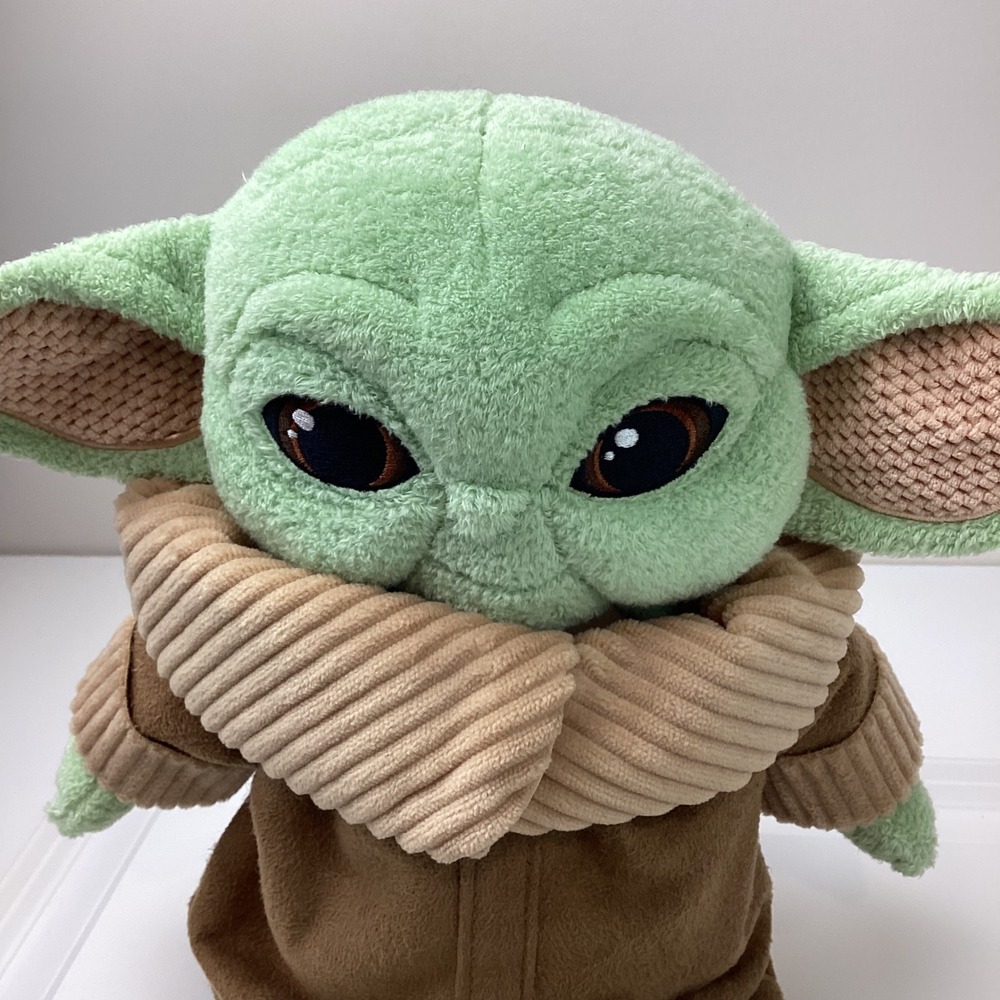 Star Wars The Child Scentsy Buddy Grogu Mandalorian Plush Green Collectible EUC